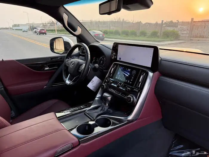 جيب لكزس LX600 2022 - سعودي شبه الجديد 29