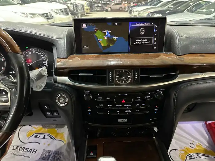 لكزس LX570 سبورت 2016 6