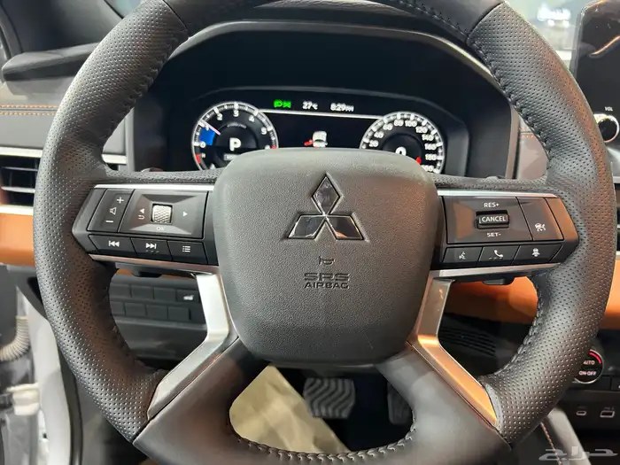 أوتلاندر بريميوم 2025 جديد 10