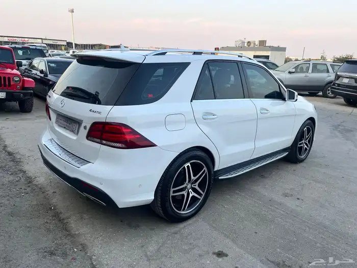 مرسيدس GLE 400 موديل 2016 7