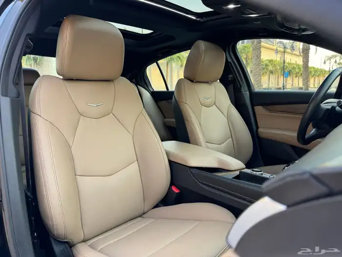 كاديلاك CT5 موديل 2023 اعلى فئة مخزن ممشى 6 الف تحت الضمان 29