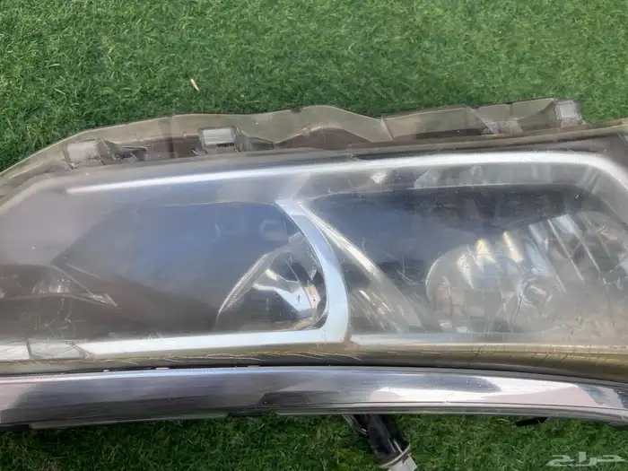 شمعات كوريلا 2017  فيها كسر بسيط  مستخدم 3