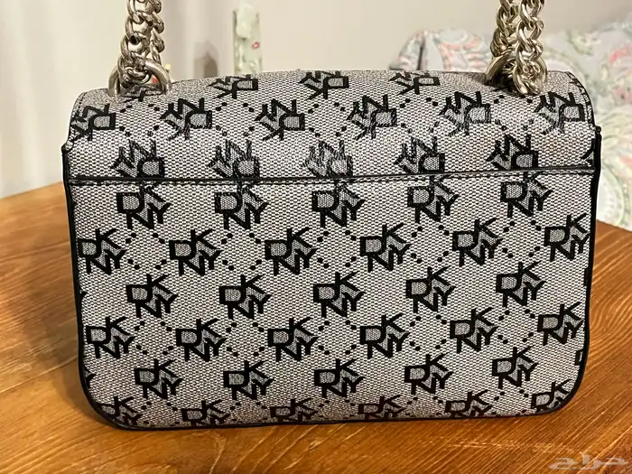 شنطة ماركة 1