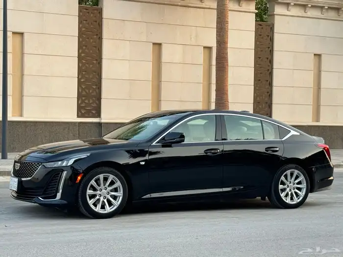 كاديلاك CT5 موديل 2024 ممشى 42 الف تحت الضمان والصيانة 6