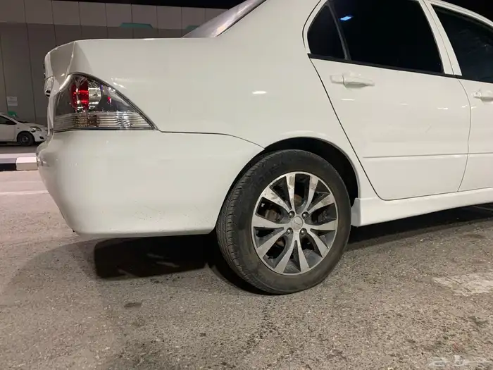 موستبشي لانسر 26