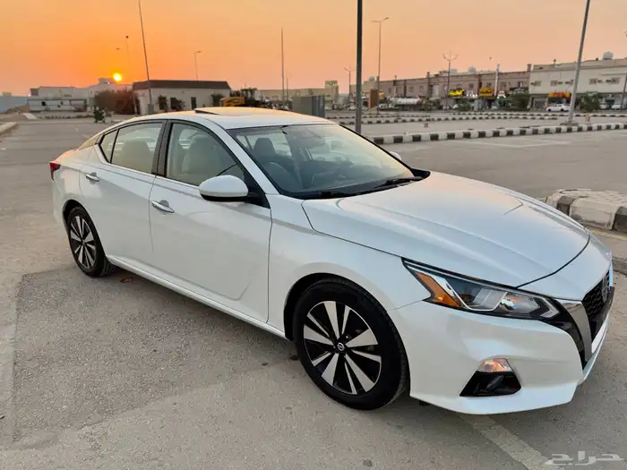 نيسان التيما 2021 SV خليجي بحالة الوكالة 8