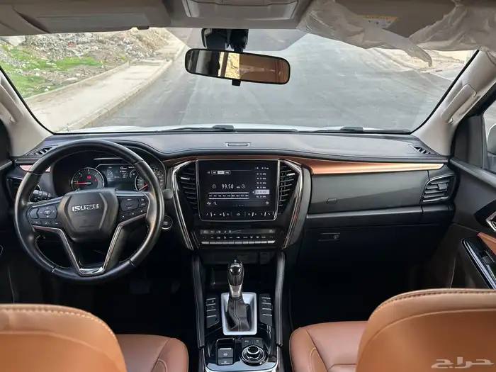 ايسوزو MUX (دبل) 2023 فل كامل ( بحالة الوكالة ) خالي من الرش 42