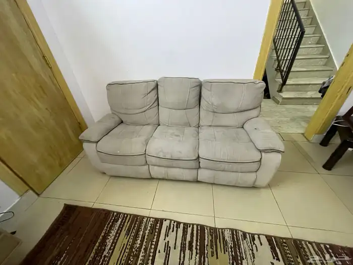 مرتبة كنب 3 اشخاص 2