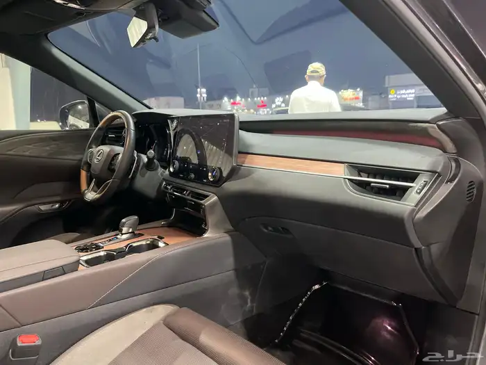 لكزس RX350h 2024 13
