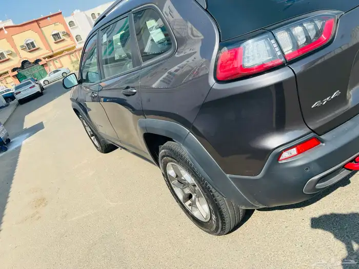 جيب شروكي تريل هوك 2019 2