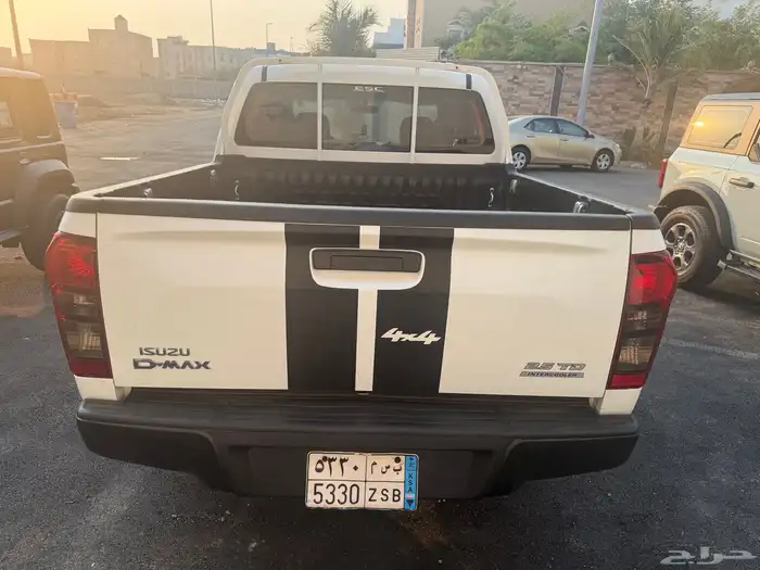 وانيت ايسوزو 2022 دبل غمرتينجدا نظيف 2