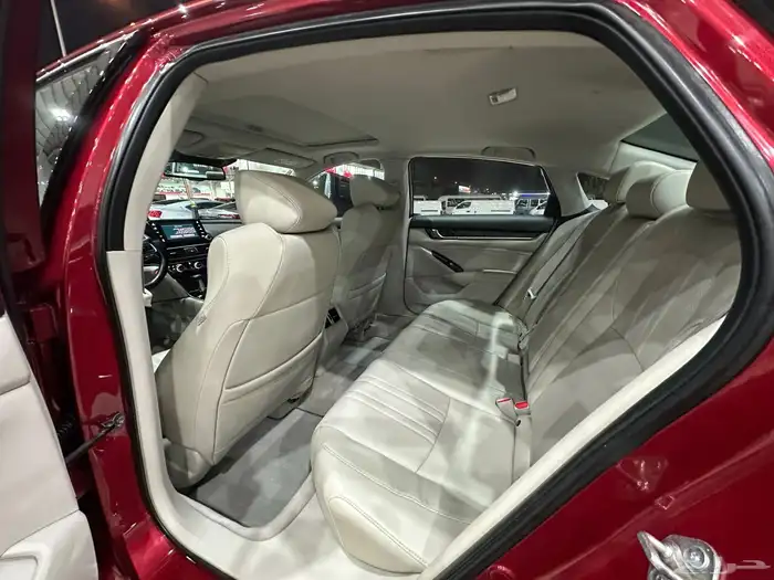 هوندا اكورد موديل 2018 فل كامل 26