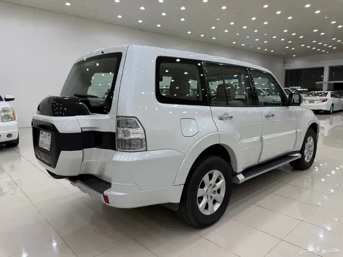 ميتسوبيشي باجيرو 2017 مكينه 3500 11