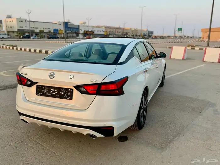 نيسان التيما 2021 SV خليجي بحالة الوكالة 14