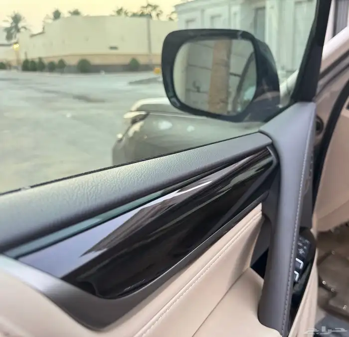 نادر من النوادر جيب لكزس LX570 (مخزن عداد 36) 16
