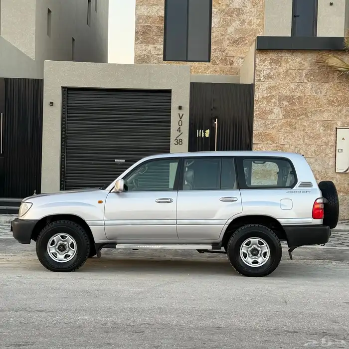 لاندكروزر GXR قير عادي سبير علاق ( وكالة ) 22