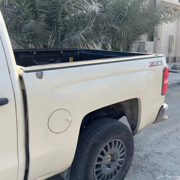 سلفرادو 2014 ماشي 250الف 8 سلندر دبل 6