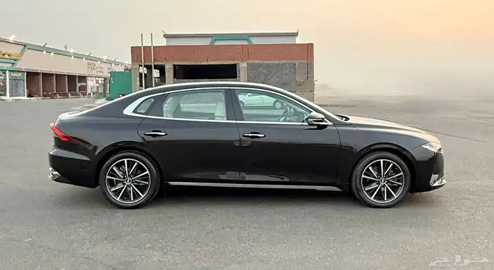 ازيرا 2022 بنورما 4سلندر داخل ابيض فل بحالة الوكاله للبيع 6