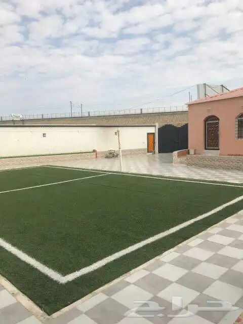 شاليه استراحه ب 300 ريال العاب مائيه ملعب طايره في الحرازات 8