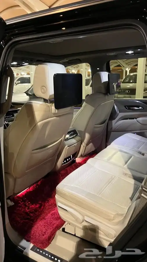 للبيع كاديلاك اسكاليد 2021 بلاتينيوم اعلى فئه 6