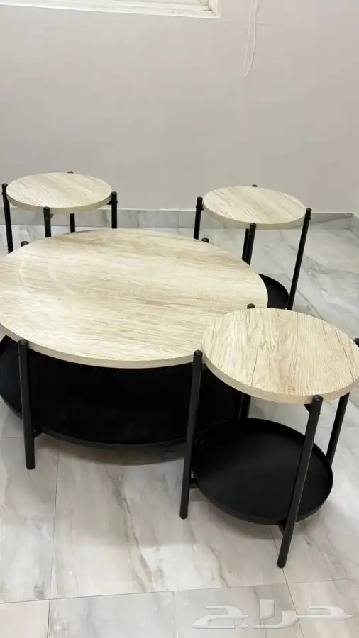 طاولات للبيع 2