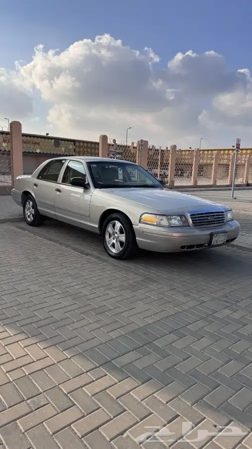 فورد فكتوريا سعودي 2011 1