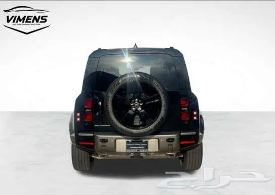 2025 Defender 110 X-Dynamic SE 4