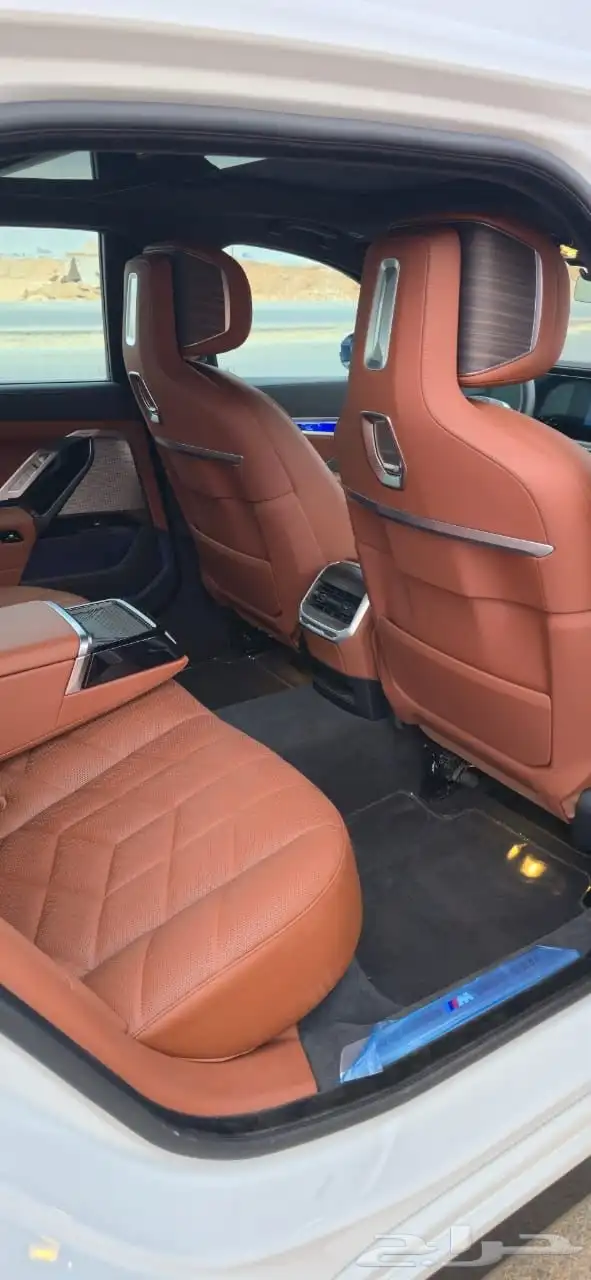 بي ام دبليو كت m حجم 735li مديل 2025 11