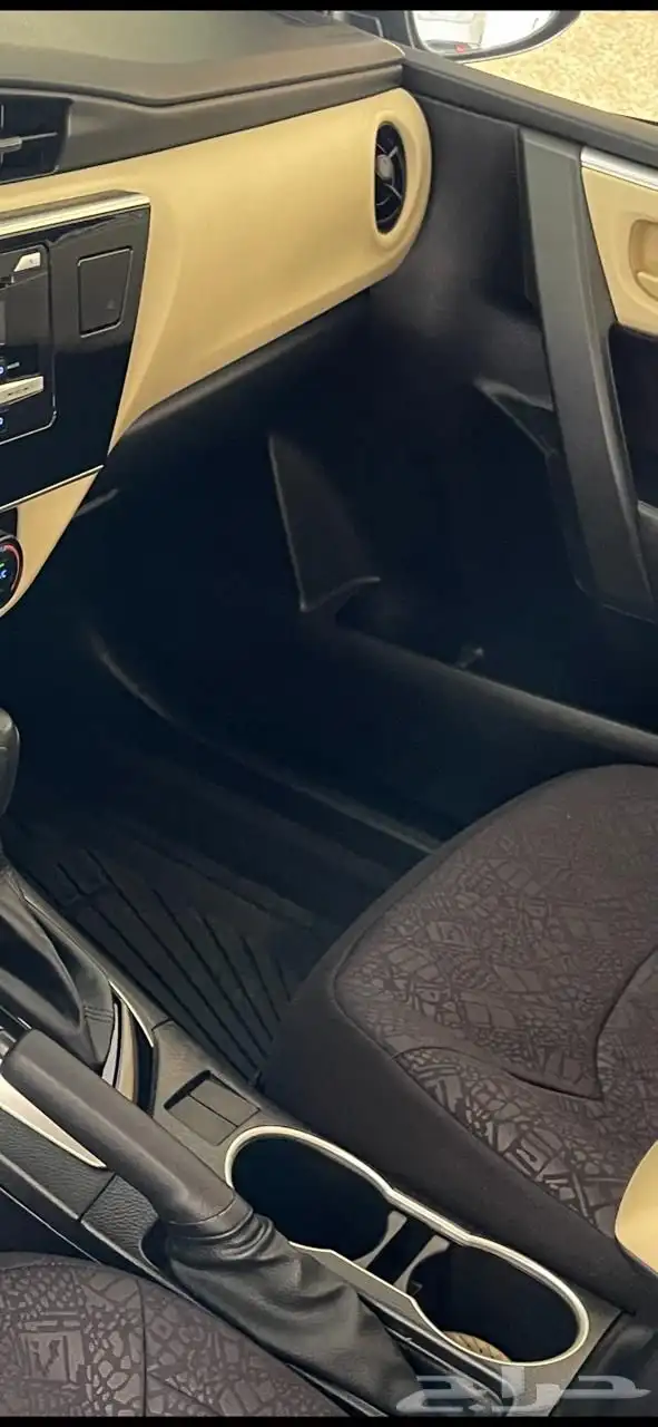 للبيع كورلا موديل 2017 بحالة الوكاله 15