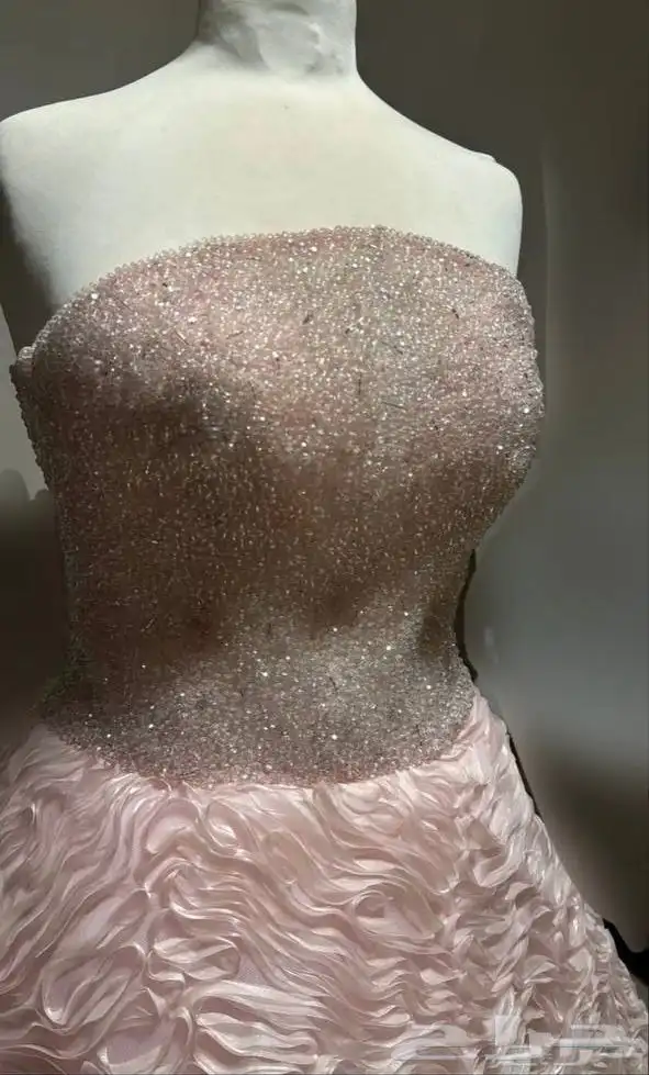 فستان وردي للبيع 0