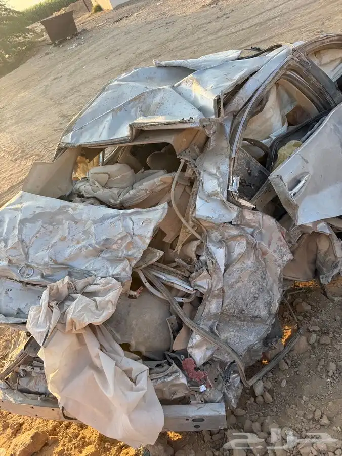 لكزس مصدومة 350es موديل2007 0