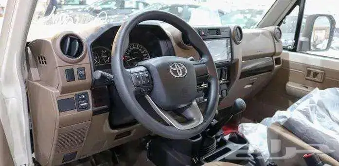 تتوفر فئات ربع تويوتا مصندق2025اصفار لمبيعات البنوك بأقل ربح 22