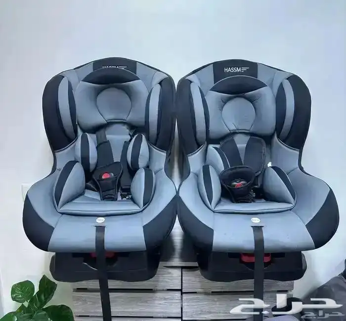 كرسي اطفال للسيارة 0