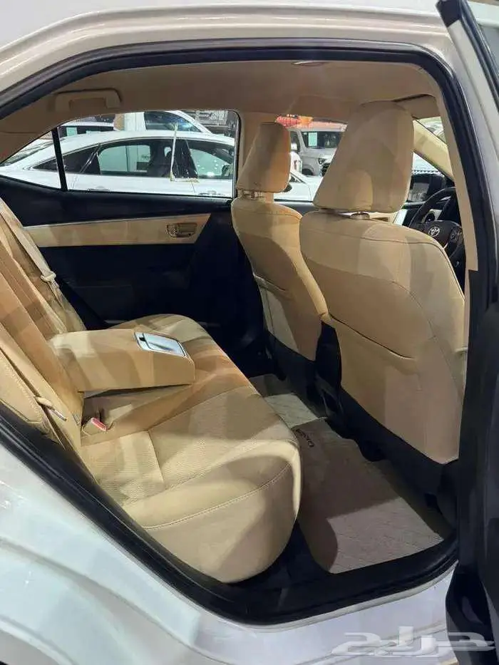 للبيع تويوتا كورلا 2017 فل ابشن فئه GLI مثبت سرعة سعودي 32