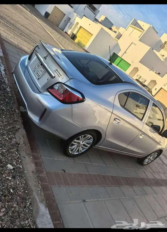 متسوبيشي اتراج موديل 2023 ممشى اقل من 48 الف كلم 1