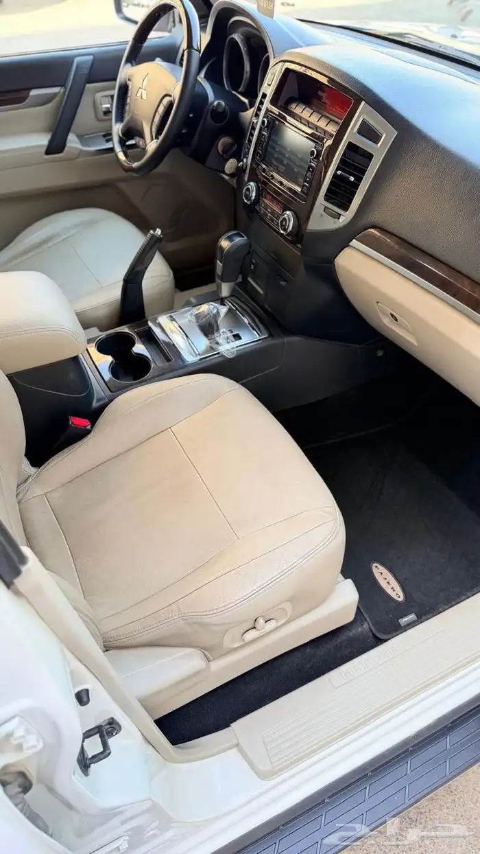 باجيرو 2020 فل كامل العلامة الذهبية ماشي 126 قمة فالنظافه 9