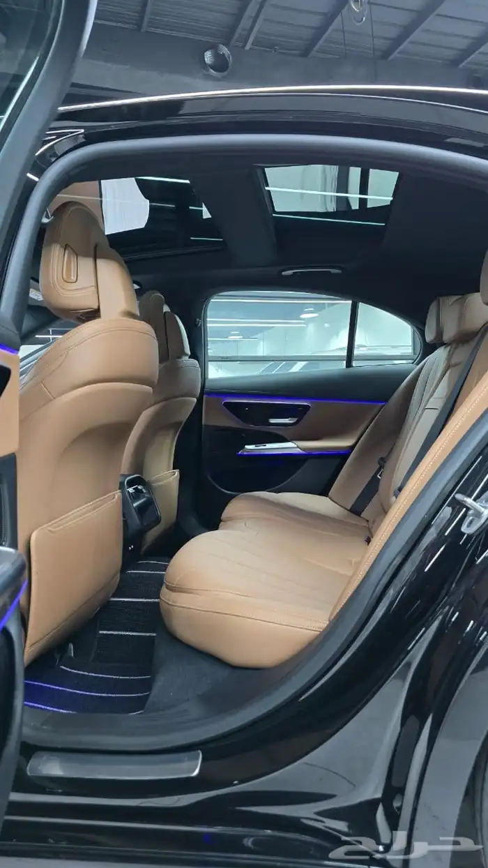 مرسيدس E200 - 2024 استيراد شخصي 35