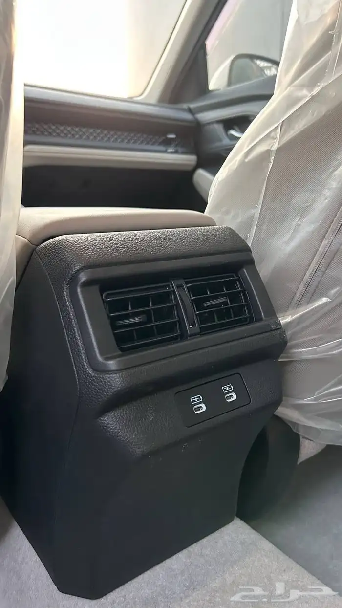 هوندا اكورد 2025 LX ستاندر لدى شركة عبدالمجيد الخضر 13