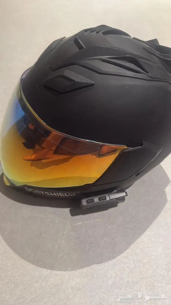 خوذة ايكون M للبيع 2