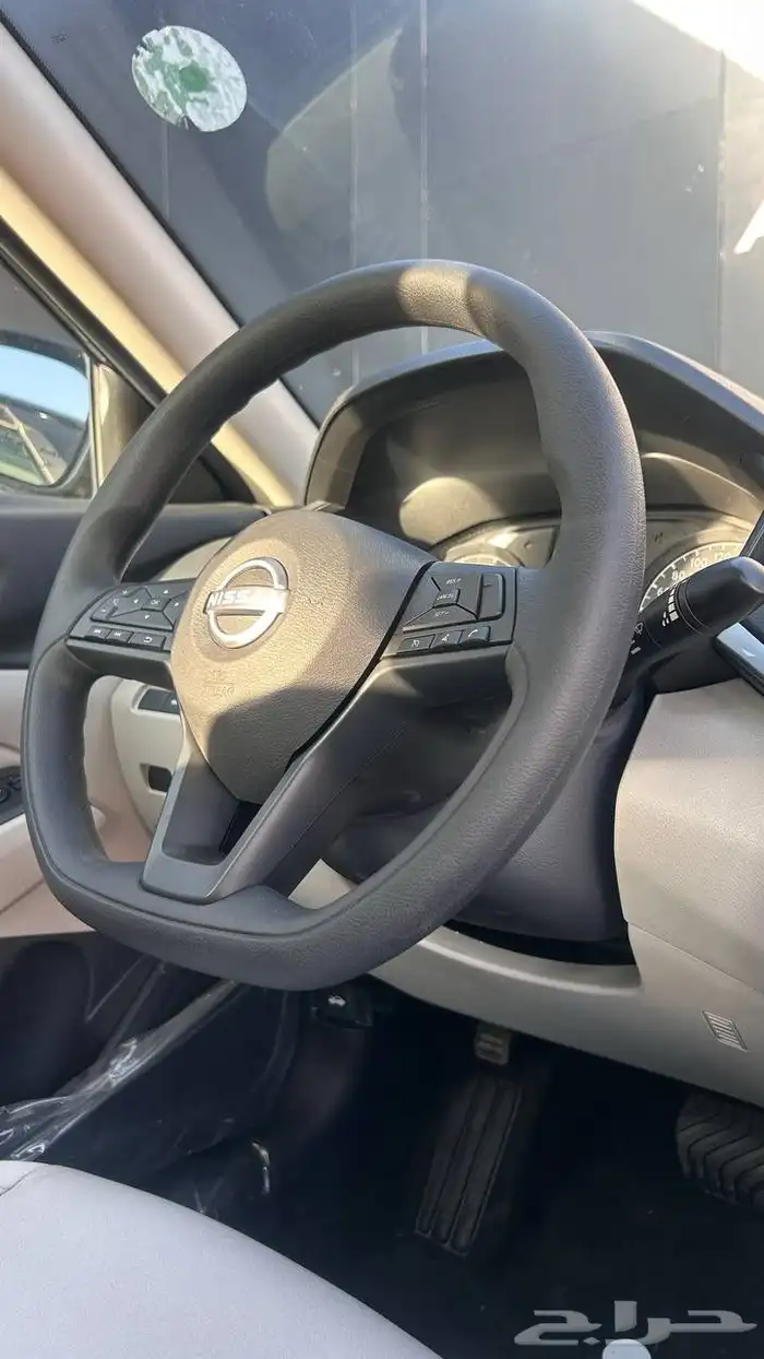 نيسان التيما ستاندر 2025 لدى شركة عبدالمجيد الخضر 9