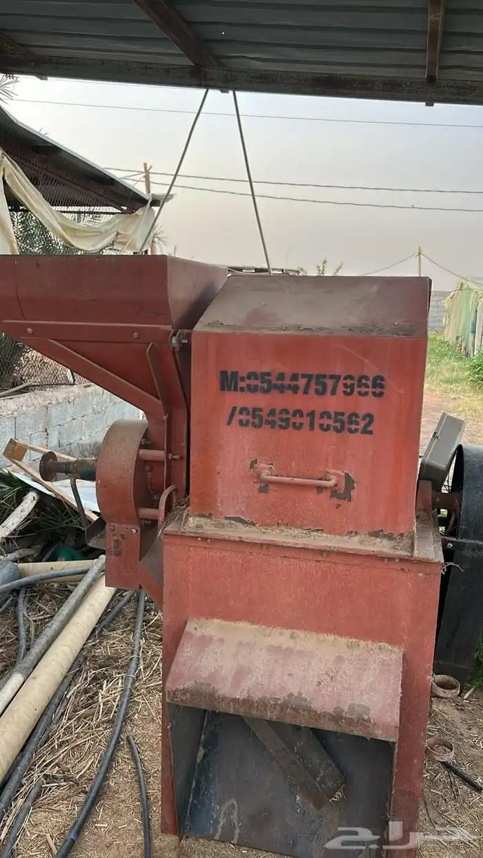 طاحونة جريد وحبوب ثلاث مراحل مع الخلط محرك الماني 25 حصان 2