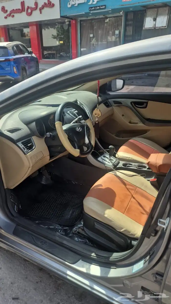 هيونداي إلنترا XLT موديل 2013 نظيفه 10
