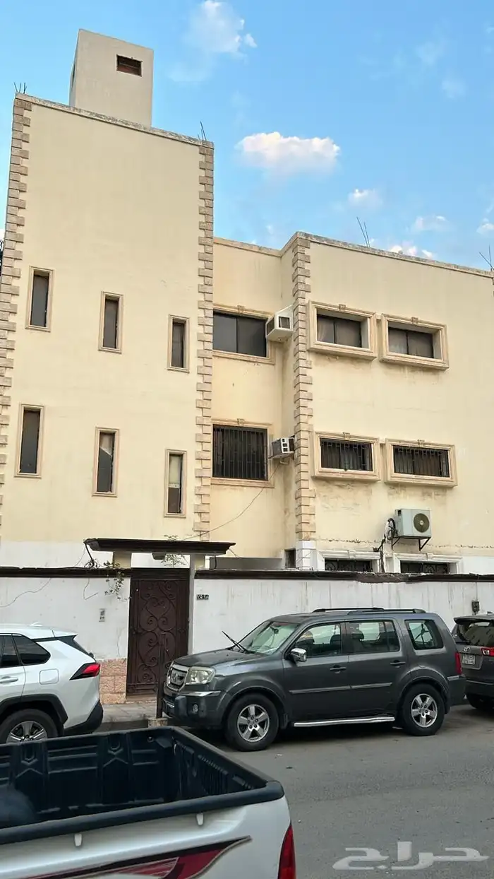 للبيع عمارة حي البوادي 2مليون و800 0