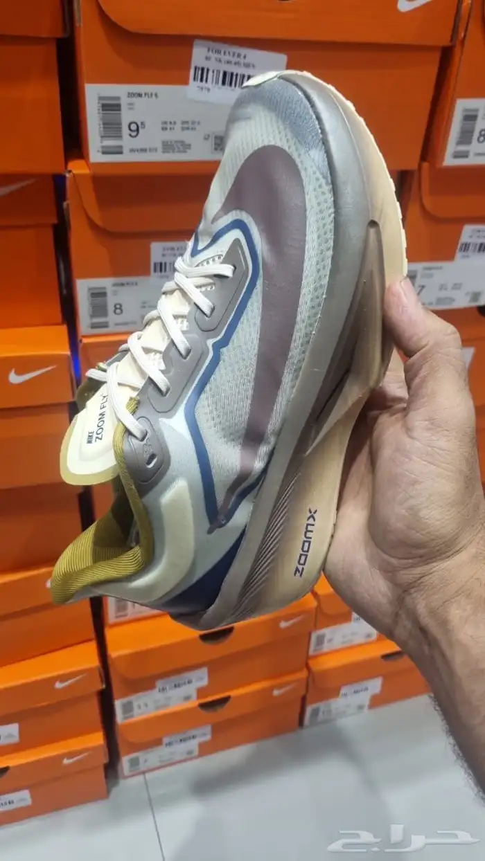 شوزات رسميه لويس فيتون وجزم لوربيانا ونيوبلانس واسكيس 98