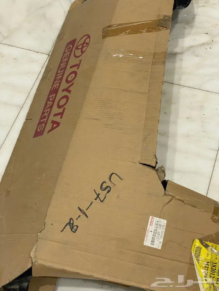 للبيع رفارف واركان هايلوكس 2001 1