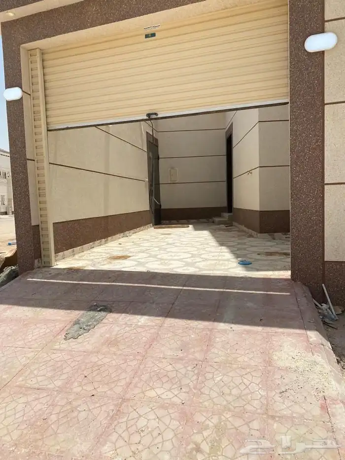 للبيع فلة زاوية في مخطط التعمير 8