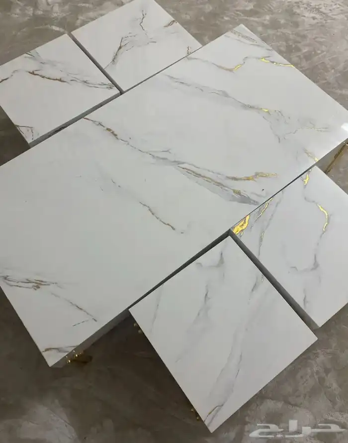 طاوله للبيع 300 فأعلى 0