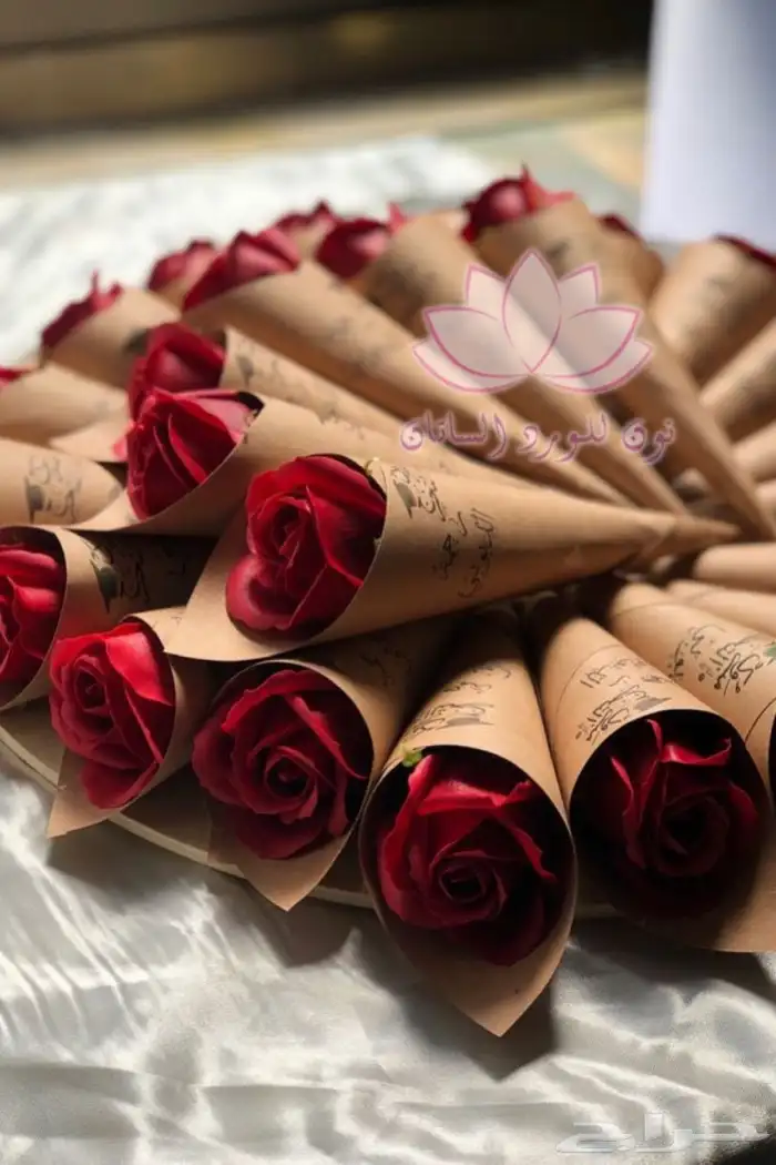 باقات بالورد دائم 43