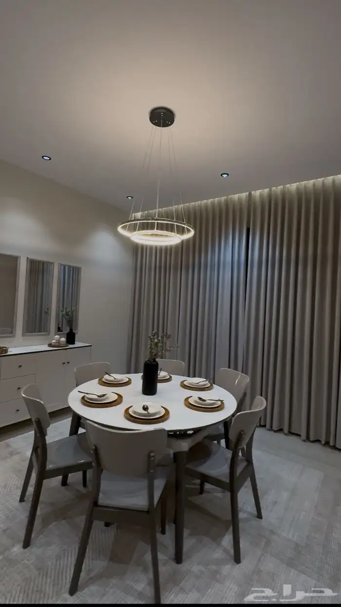 فرصه شقة تمليك مؤثثة بالكامل بسعر 599 ألف في حي الوسام 10