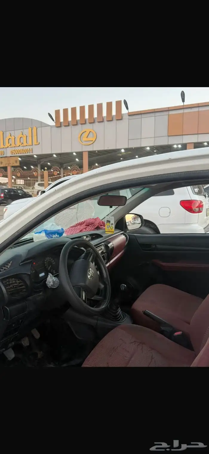 هايلكس 2017الممشاء 430 سليمه فيها ارفرف الايمن مغيروكاله 0